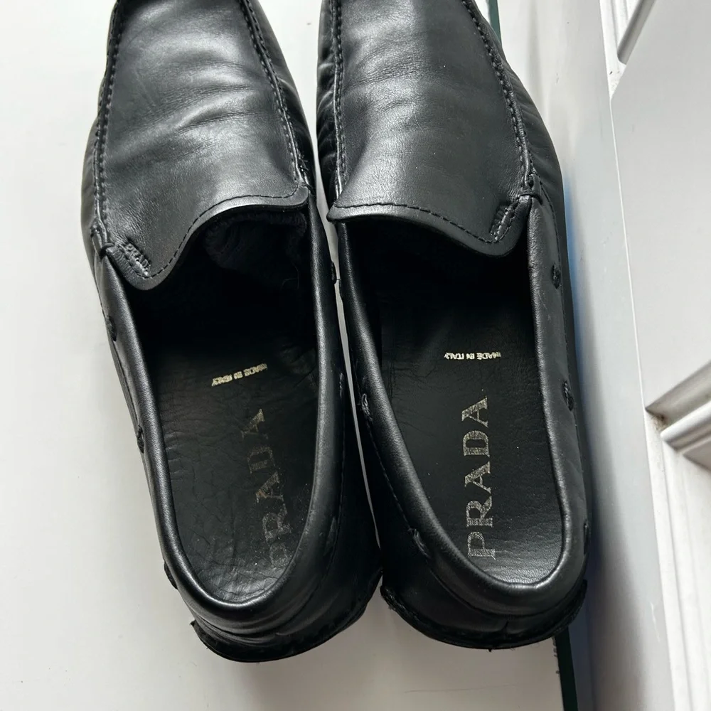 Prada Black Leather Loafers Sleek Minimalist Design - Picture 9 of 9